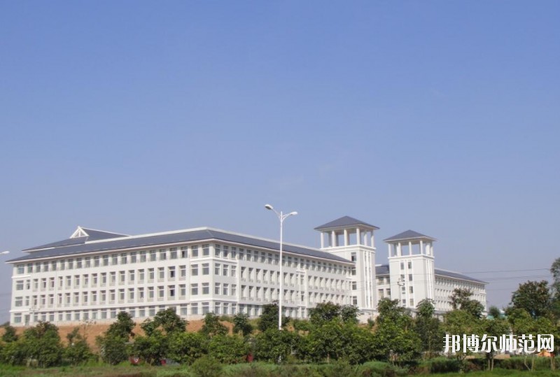 信陽職業(yè)技術師范學院網站網址