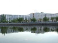 江漢藝術(shù)職業(yè)師范學(xué)院2023年學(xué)費(fèi)、收費(fèi)多少