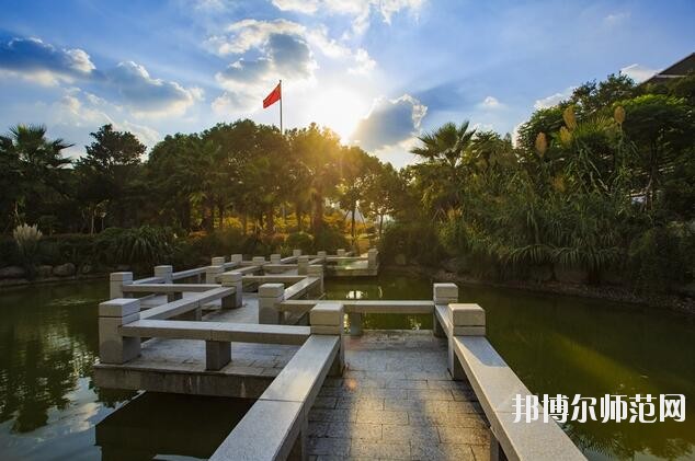 寧波衛(wèi)生職業(yè)技術師范學院招生辦聯(lián)系電話