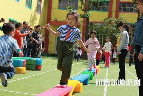 貴陽2020年中專幼師學?？梢钥即髮? width=
