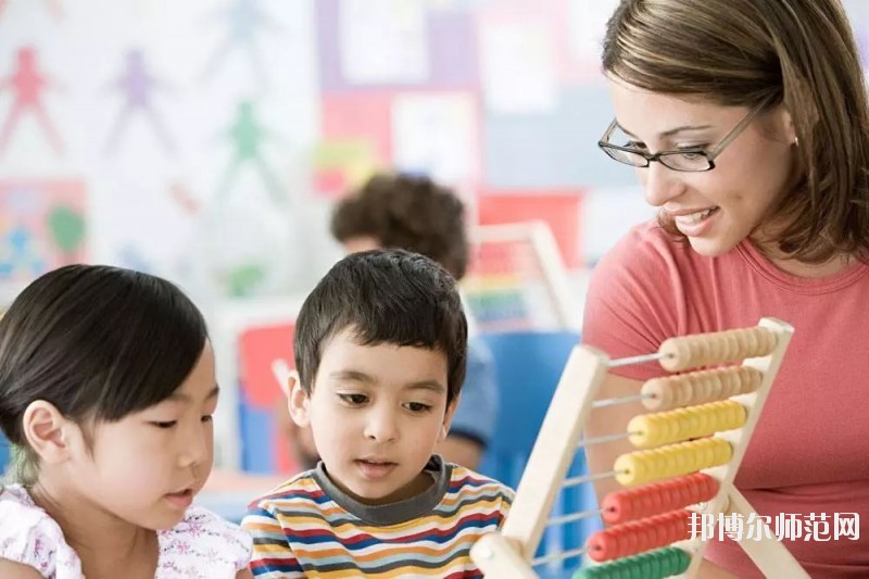 六盤水2021年幼師學(xué)校讀出來(lái)是什么文憑