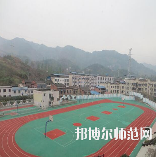 重慶統(tǒng)景幼師職業(yè)中學(xué)怎么樣、好不好