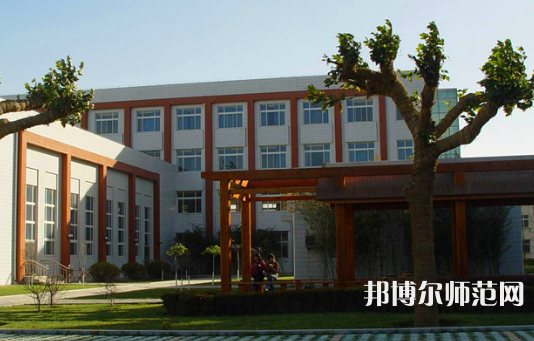 北京京北職業(yè)師范技術學院2023年報名條件、招生要求、招生對象