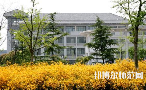 南京曉莊師范學(xué)院2023年學(xué)費(fèi)、收費(fèi)多少