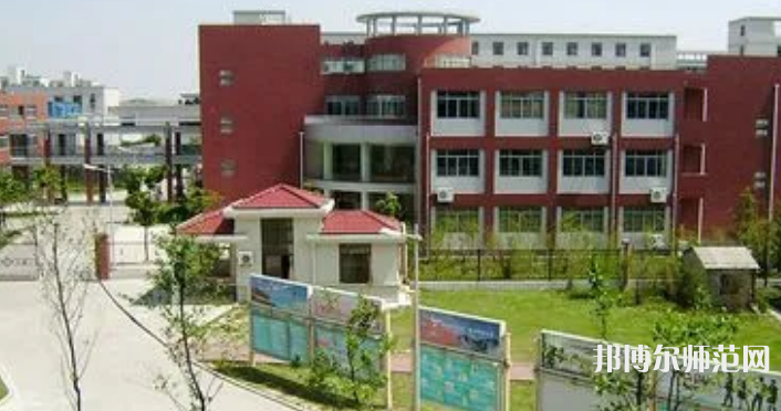 上海大學(xué)師范學(xué)院嘉定校區(qū)2023年怎么樣、好不好