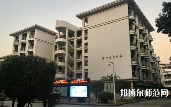 華中師范大學(xué)2023年報(bào)名條件、招生要求、招生對(duì)象