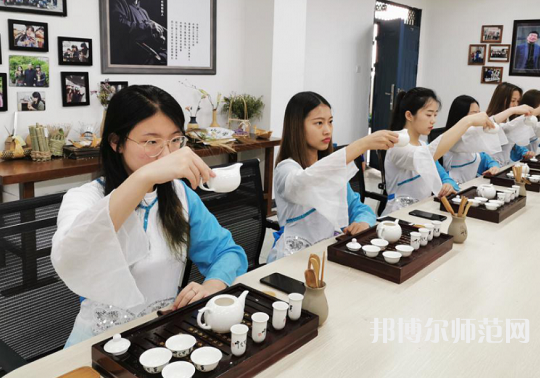 達(dá)州職業(yè)技術(shù)師范學(xué)院新校區(qū)2023年報(bào)名條件、招生要求、招生對(duì)象