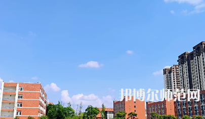 2023年四川商務(wù)幼兒師范學(xué)校報(bào)名條件、招生對(duì)象