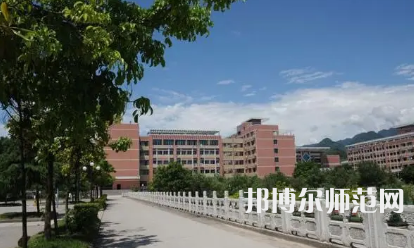 2023年樂山西成幼兒師范職業(yè)學(xué)校報(bào)名條件、招生對象