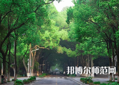 2023年華中師范大學(xué)報名條件、招生對象
