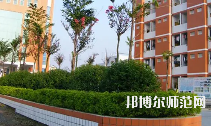 2023年瀘州電子機(jī)械幼師學(xué)校報(bào)名條件、招生對(duì)象