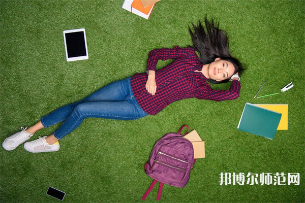 中南財(cái)經(jīng)政法師范大學(xué)南湖校區(qū)介紹、地址