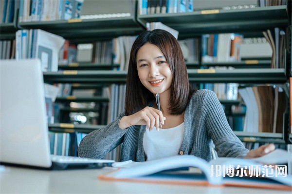 成都華夏旅游商務(wù)幼兒師范學(xué)校介紹、地址