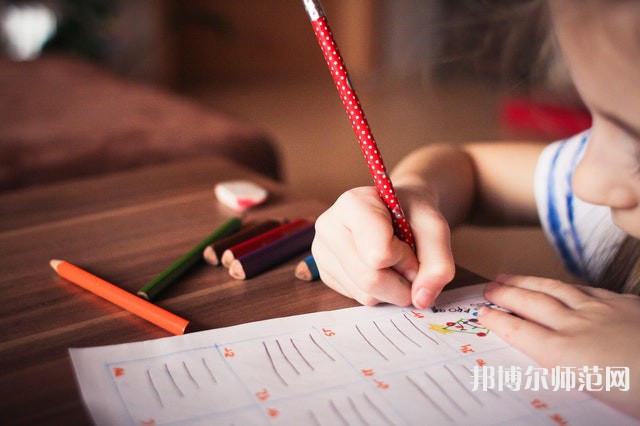 達州萼山幼兒師范職業(yè)技術(shù)學(xué)校介紹、地址